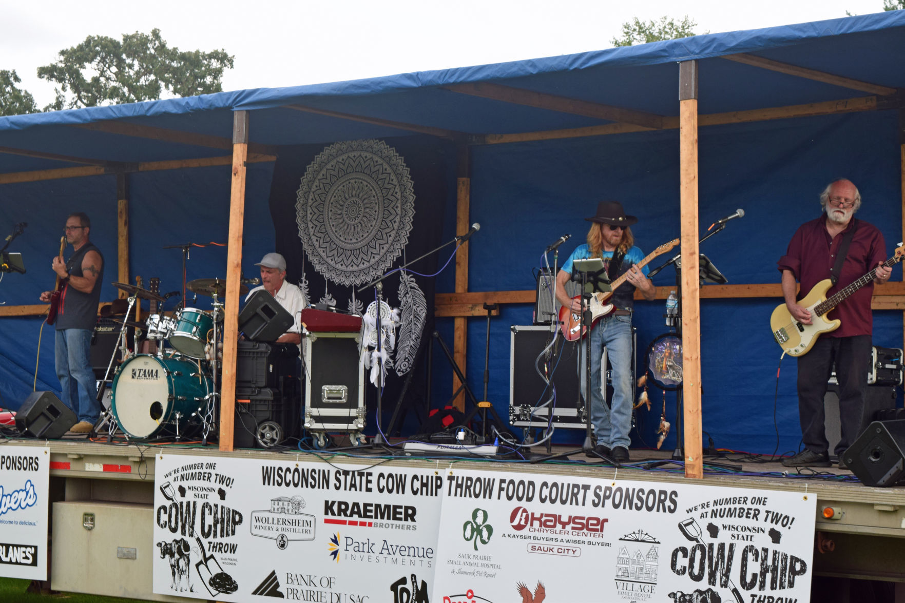 Band2